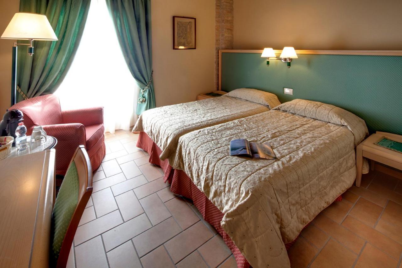 Diamantina Aparthotel 3*
